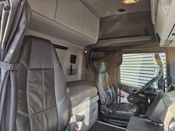R580 V8 6X2 / FULL AIR / RETARDER